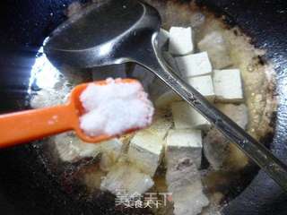 韭菜五花肉烧豆腐的做法步骤:9