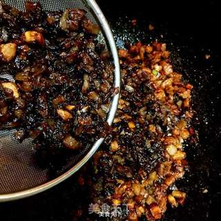 洋葱酥卤肉饭的做法步骤:11