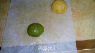 DIY萌兔子——抹茶萌兔曲奇饼干的做法步骤:12