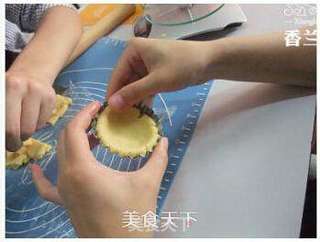 蓝莓脆皮塔 炎炎夏日自制蛋挞的做法步骤:7