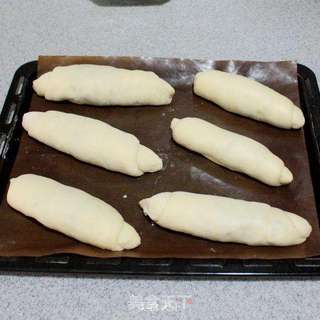 葱香味浓的松软面包-----葱香土豆面包的做法步骤:11