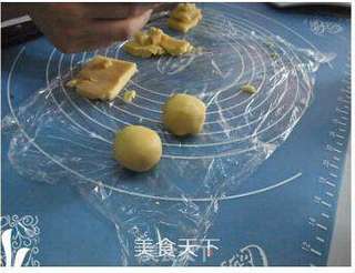 蓝莓脆皮塔 炎炎夏日自制蛋挞的做法步骤:6
