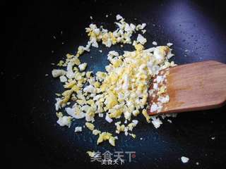 扬州炒饭的做法步骤:8