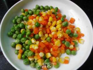 扬州炒饭的做法步骤:6