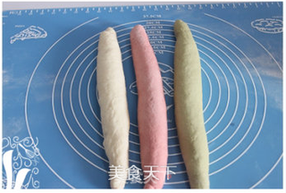 三色土司的做法步骤:8