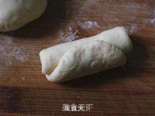 浓郁奶香排包的做法步骤:5