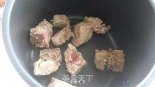 【姬松茸炖排骨】的做法步骤:3