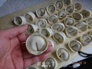韭菜海鲜馄饨的做法步骤:8