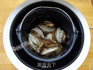 芝麻酱红糖花卷的做法步骤:16