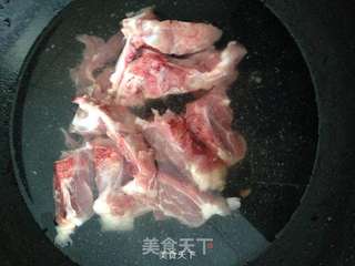松茸龙骨汤的做法步骤:6