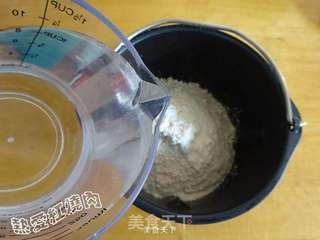 芝麻酱红糖花卷的做法步骤:3
