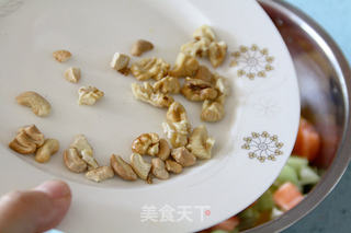 【芥香三文鱼芒果沙拉】的做法步骤:7
