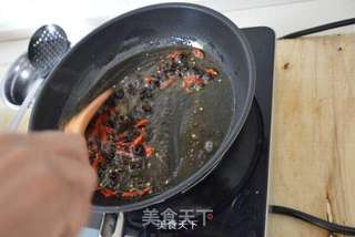 避风塘虾的做法步骤:4