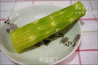 凉拌莴笋丝的做法步骤:2
