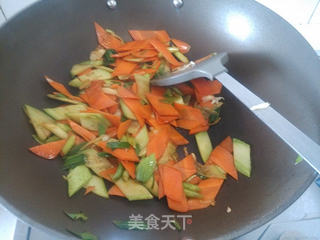 家常炒腊肉的做法步骤:7