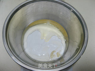 椰浆戚风蛋糕的做法步骤:4