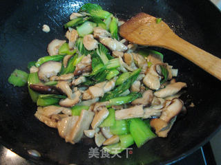 鸡肉香菇油菜的做法步骤:12
