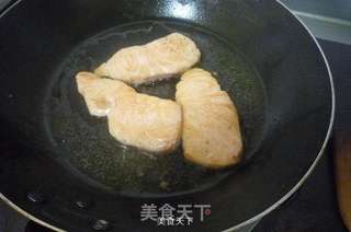 柠香三文鱼的做法步骤:4