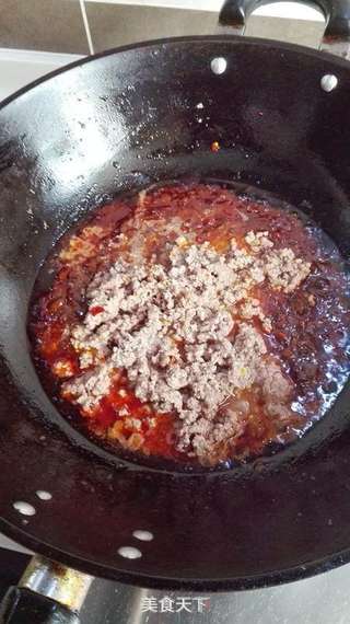 香辣牛肉酱的做法步骤:8