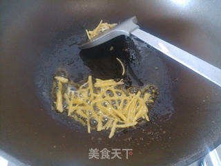 家常炒腊肉的做法步骤:6