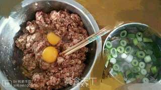 四喜丸子的做法步骤:2