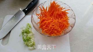 胡萝卜丝饼的做法步骤:2