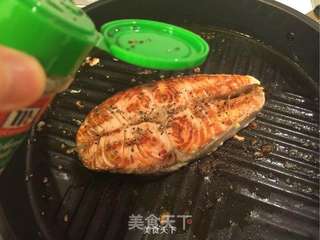 奶香三文鱼的做法步骤:3