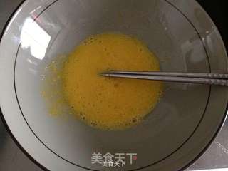 提子六寸戚风!的做法步骤:3
