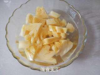 菠萝焖排骨的做法步骤:3