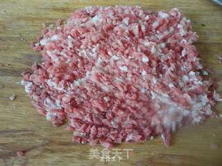 婆婆丁肉馅饺子的做法步骤:2