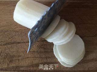 柠檬腌白萝卜的做法步骤:2