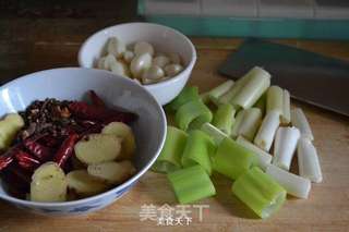 香麻辣小龙虾的做法步骤:2