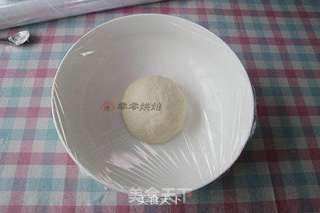 厚底鲜虾培根披萨的做法步骤:3