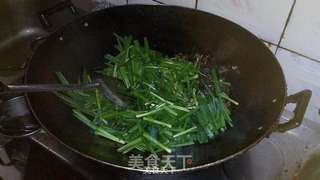 美味私房菜——韭菜鳝鱼丝的做法步骤:6