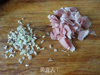 猪耳朵豆角炒肉的做法步骤:4