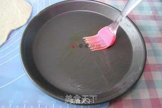 厚底鲜虾培根披萨的做法步骤:7