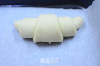牛角面包的做法步骤:8