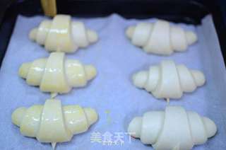 牛角面包的做法步骤:10