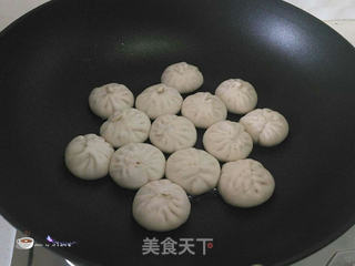 生煎包的做法步骤:11
