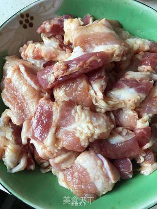 农家菜干扣肉的做法步骤:3