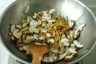 水晶春卷的做法步骤:2