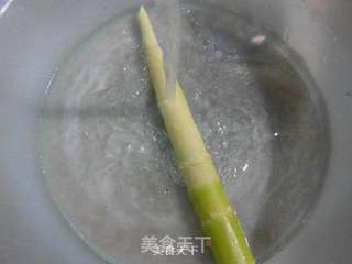 开洋雷笋烧豆腐的做法步骤:2