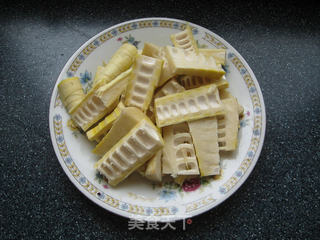 鸭腿炖春笋的做法步骤:6