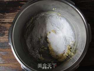 一片接一片,根本停不下来——黑芝麻蛋白薄脆饼干的做法步骤:2