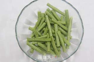 培根卷豆角的做法步骤:2