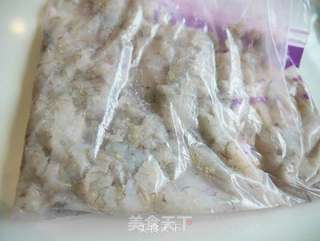 月亮虾饼的做法步骤:2