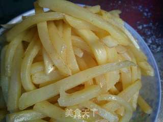 这年头,自己做的薯条和番茄酱最好吃啦的做法步骤:12