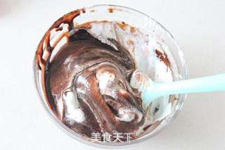 可可奶冻蛋糕卷的做法步骤:16