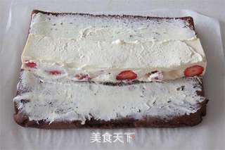 可可奶冻蛋糕卷的做法步骤:23