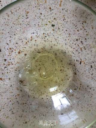 蔓越莓玫瑰花轻乳酪蛋糕的做法步骤:8